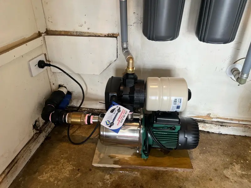 New DAB water pump installed on an emergency call-out in Scotts Landing